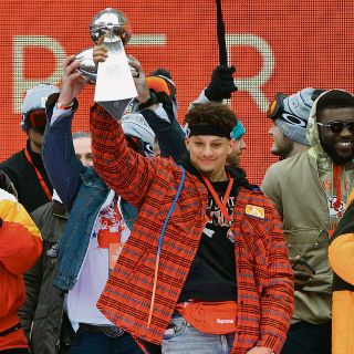 Mahomes trabaja para evitar lesiones