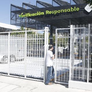 Demora en obras atora el nuevo sistema de verificación vehicular