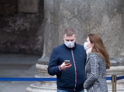 El Covid-19 ha causado hasta ahora en Italia 52 muertos, todos ellos ancianos con otras graves patologías, y los contagiados ascienden a dos mil 36. EFE / EPA / M. Brambatti