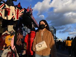 Según las autoridades, no sería la primera vez que en Londres reciben llamadas de auxilio por presuntos ataques racistas relacionados con el brote de Covid-19. AFP / D. Leal-Olivas