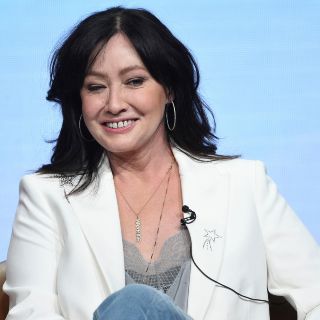 Shannen Doherty afronta el cáncer con ayuda de sus amigos