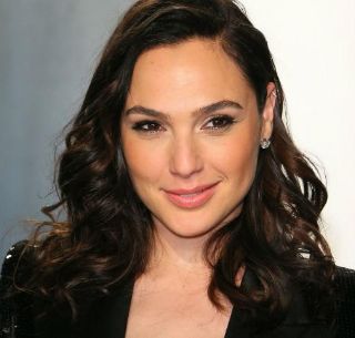 Gal Gadot Viaja En Avion Privado Ante La Amenaza Del Coronavirus El Informador
