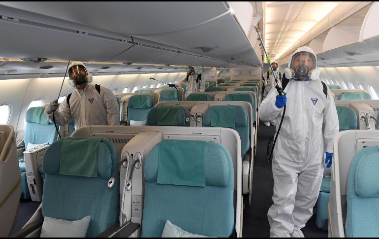 Aeroméxico es la aerolínea que tendría un elevado riesgo en sus operaciones por la disminución del flujo de pasajeros extranjeros por el coronavirus. AP/M. Suh