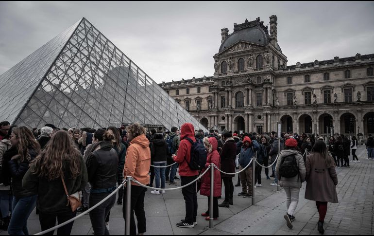 Este miércoles, los trabajadores votaron por amplia mayoría regresar a trabajar al museo. AFP / P. Lopez