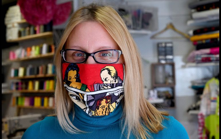 En dos semanas, Zoran Aragovic vendió varias decenas de mascarillas a nueve euros la unidad. AFP/D. Lovrovic