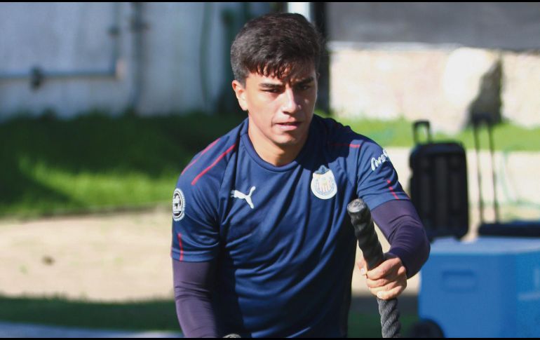 Destaca. El joven mediocampista del Guadalajara ha sido uno de los mejores futbolistas rojiblancos en lo que va del certamen.  EL INFORMADOR / A. Camacho
