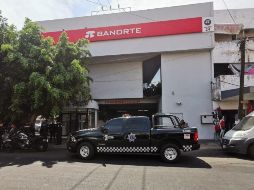 El hecho se registró en una sucursal bancaria en la colonia San Antonio, en Guadalajara. ESPECIAL