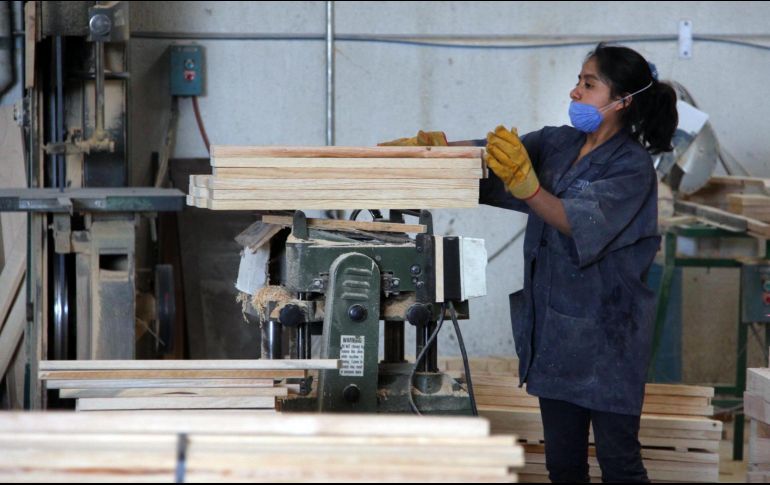 En Jalisco existe un total de 3 millones 256 mil 842 de mujeres, de las cuales un millón 490 mil 340 son económicamente activas. NTX / ARCHIVO