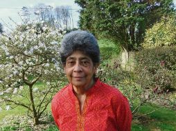 Suniti Namjoshi. La autora originaria de la India desafía prejuicios como el racismo y el sexismo a través de sus letras. ESPECIAL