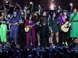 UNIDAS. Julieta Venegas y distintas artistas se presentaron en los Spotify Awards con el tema 