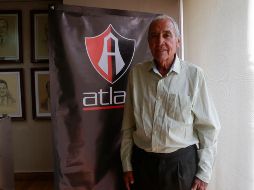 Una vez que dejó el futbol activo, se convirtió en visor de nuevos talentos para los rojinegros, llegando a reclutar a jugadores como de Pavel Pardo, Andrés Guardado, Jared Borgetti y Rafael Márquez. EL INFORMADOR / ARCHIVO