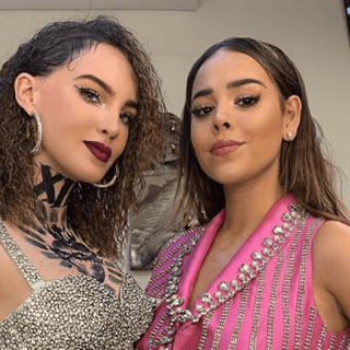 Danna Paola y Belinda desmienten rivalidad con fotografía