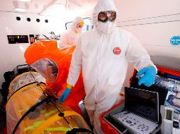 Las 32 entidades federativas tienen un sector salud preparado para monitorear, atender e informar en tiempo real sobre el avance de este brote de Covid-19, afirma la SSa. AFP / ARCHIVO