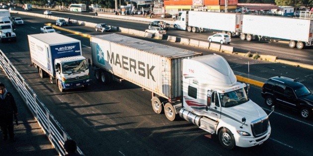 Multan a mil tr&aacute;ileres por ignorar horario