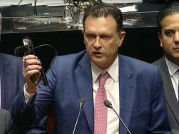 Ricardo Monreal acusó a lo senadores panistas de realizar un presunto montaje en sus oficinas. ESPECIAL