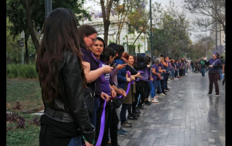 Las manifestantes cantaron consignas contra la violencia de género y colocaron diferentes carteles con mensajes. SUN/F. Rojas