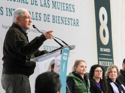 López Obrador reiteró que es simpatizante con las causas que defienden las mujeres. NTX / J. Lira