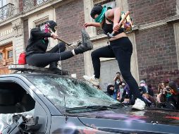 El ataque a un vehículo de Protección Civil. AP/R. Blackwell