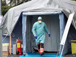 Según autoridades chinas, existen 109 mil 45 personas contagiadas en todo el planeta. EFE / F. Venezia