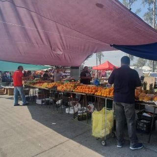 Tianguis lucen semivacíos en #UnDíaSinMujeres