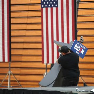 Biden y Sanders cancelan mítines en EU por avance del coronavirus