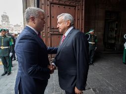 El Presidente Andrés Manuel López Obrador recibe a su homólogo, Iván Duque, en Palacio Nacional. EFE/Presidencia de México