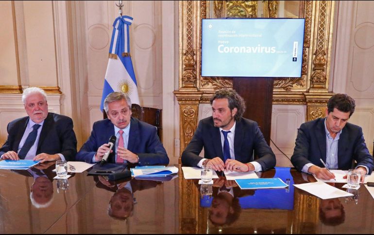 La luz verde para llevar a cabo el proceso de reestructuración se produce en un contexto convulso debido al impacto económico que ha tenido la propagación del nuevo coronavirus. AFP/Presidencia de Argentina