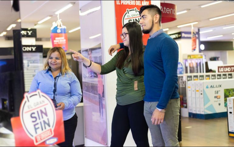 Arranca Famsa su primer 