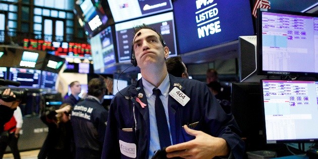Wall Street se hunde tras anuncio de Trump