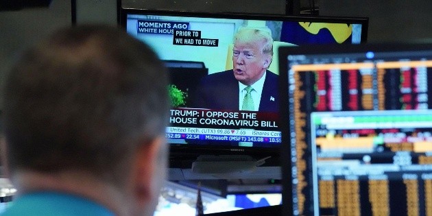 Bolsas europeas de desploman a niveles hist&oacute;ricos