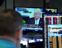 Los mercados reaccionaron al anuncio del presidente Donald Trump de suspender por 30 días los vuelos que salgan de Europa hacia Estados Unidos, debido al brote de coronavirus. AFP/B. Smith