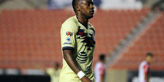 Renato Ibarra es separado del Am&eacute;rica