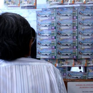 López Obrador advierte que se agotan boletos para la rifa