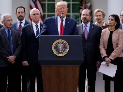 El anuncio de Trump se da en un momento en el que se reportan alrededor de mil 600 casos de Covid-19 en el país. AP/E. Vucci