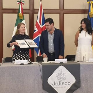 Embajada británica entrega resultados de estudios para movilidad