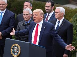 Durante una conferencia de prensa en la Casa Blanca, Trump fue cuestionado sobre si se realizaría los análisis. EFE/O. Contreras