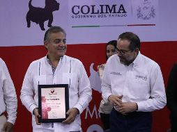 “Estamos muy contentos y honrados, recibimos el cariño y el respaldo de la afición, el apoyo del Gobernador (...) Colima es parte de la historia de Charros de Jalisco“, expresó Quirarte. TWITTER/charrosbeisbol