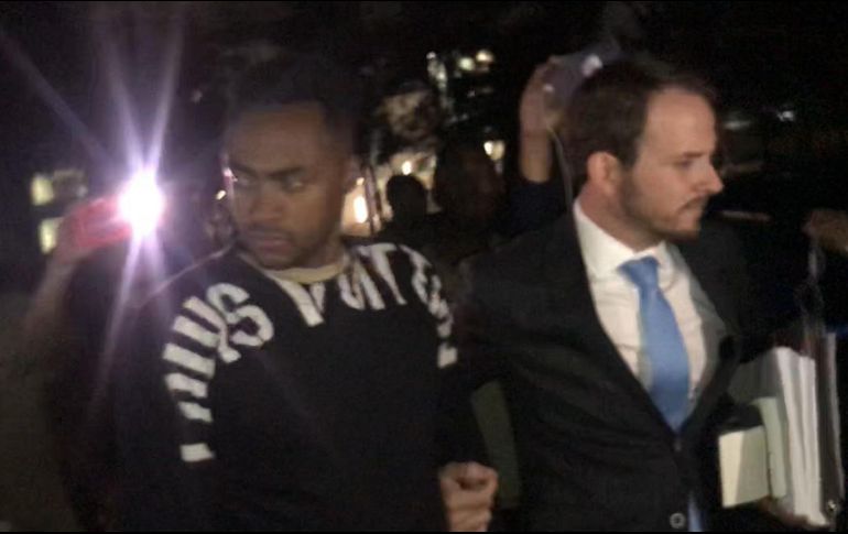 Renato Ibarra salió de la cárcel la noche del jueves, después de librar los cargos de tentativa de feminicidio y tentativa de aborto. SUN