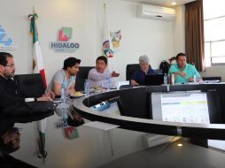 Marco Antonio Escamilla, secretario de Salud de Hidalgo, discute las medidas preventivas a tomarse en la entidad ante el brote de coronavirus. TWITTER/@SSH_Escamilla