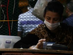 El Gobierno de México implementará medidas preventivas como la suspensión temporal de actividades no esenciales ante el avance de contagios. XINHUA