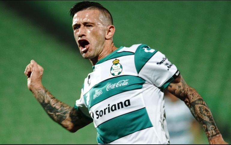 El zaguero Hugo Rodríguez y el uruguayo Brian Lozano (foto) dieron forma a la victoria verdiblanca. IMAGO7 / E. Saavedra