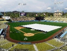 EN RIESGO. El Juego de Estrellas 2020, que albergaría el Dodger Stadium, podría no llevarse a cabo. AFP
