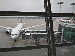 El virus costaría 8 mil millones de dólares a las aerolíneas en América Latina. AFP/Y. Jung