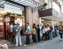 Destaca el aumento de 23 pesos en el cobro del refrendo vehicular, los propietarios de automóviles pagarán 734 pesos. EL INFORMADOR / ARCHIVO