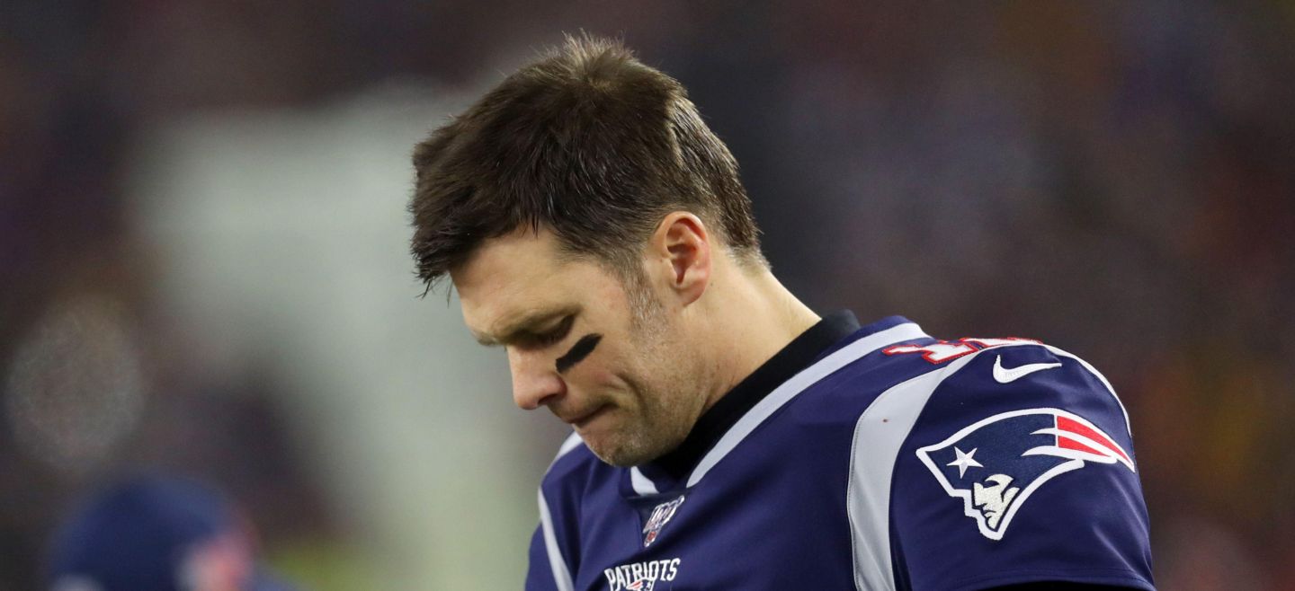 HISTÓRICO. Tom Brady se va de los Patriots como el jugador más icónico en los 60 años de historia de la franquicia. AFP