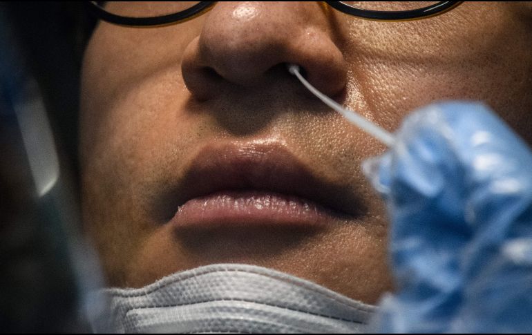 Las pruebas positivas emitidas por hospitales privados requieren ser confirmadas por la Secretaría de Salud estatal. AFP/E. Jones