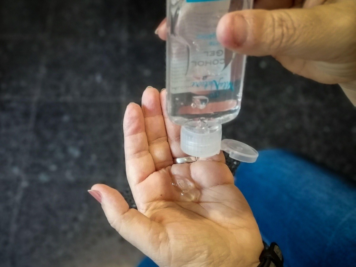 Resultado de imagen de gel antibacterial sin etiqueta