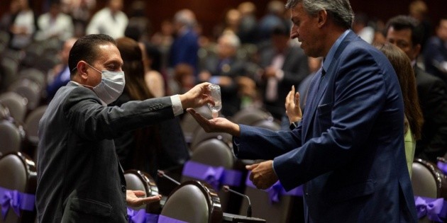 Diputados avalan fondo de 180 MMDP para enfrentar coronavirus