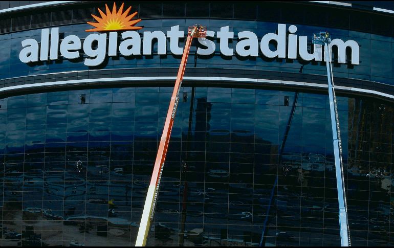 SIGUE. Los planes para completar el Allegiant Stadium en Las Vegas se mantienen, a pesar del parón. AFP / E. Miller