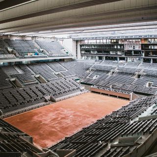 El deporte blanco, en pausa